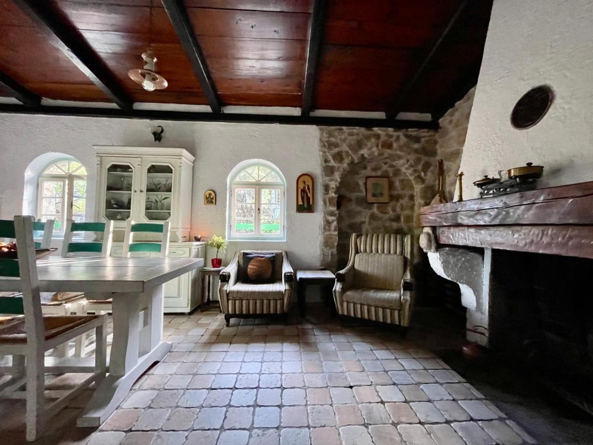 Lake House Puro Dodosi Екстериор снимка