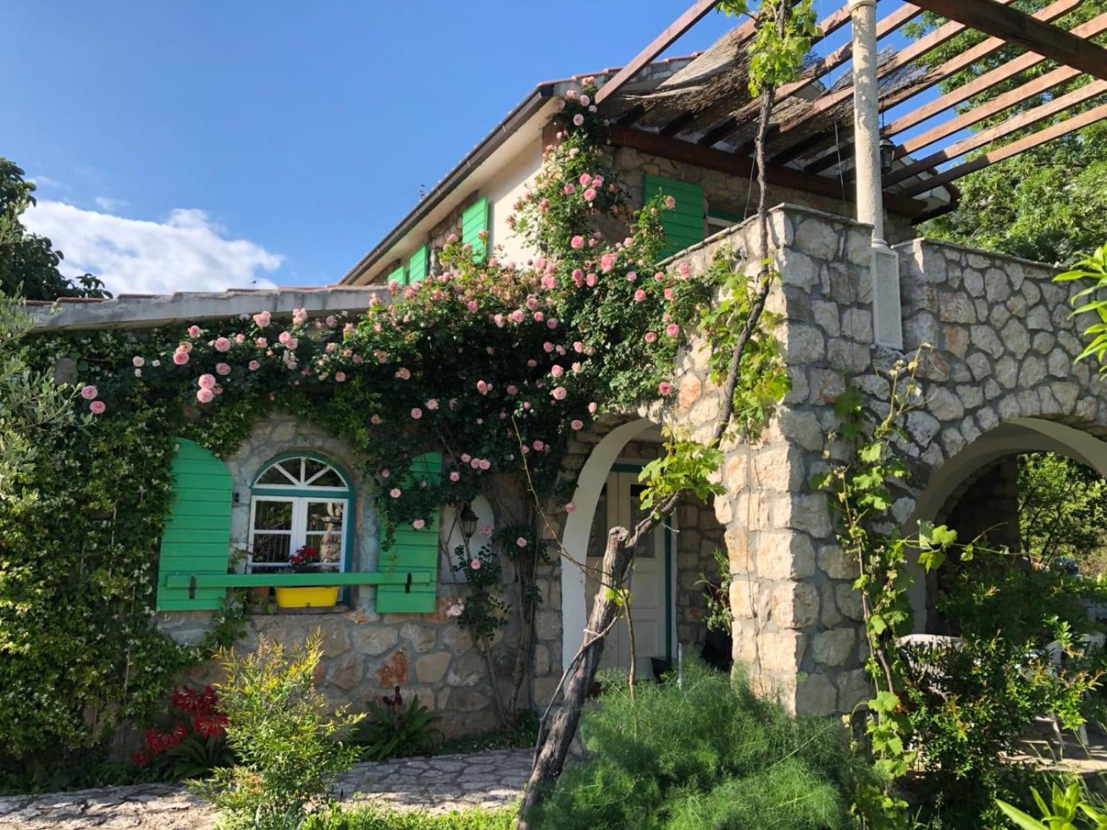 Lake House Puro Dodosi Екстериор снимка