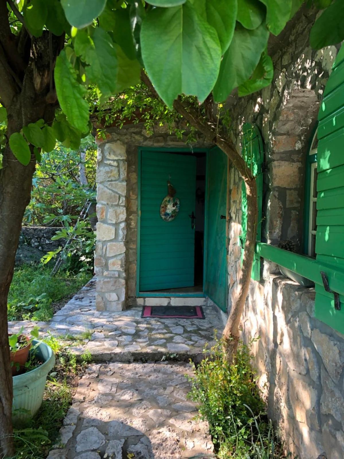 Lake House Puro Dodosi Екстериор снимка