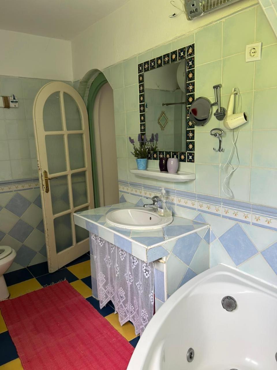 Lake House Puro Dodosi Екстериор снимка