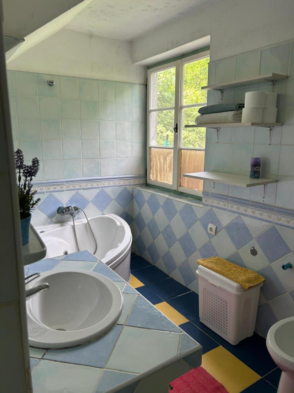 Lake House Puro Dodosi Екстериор снимка