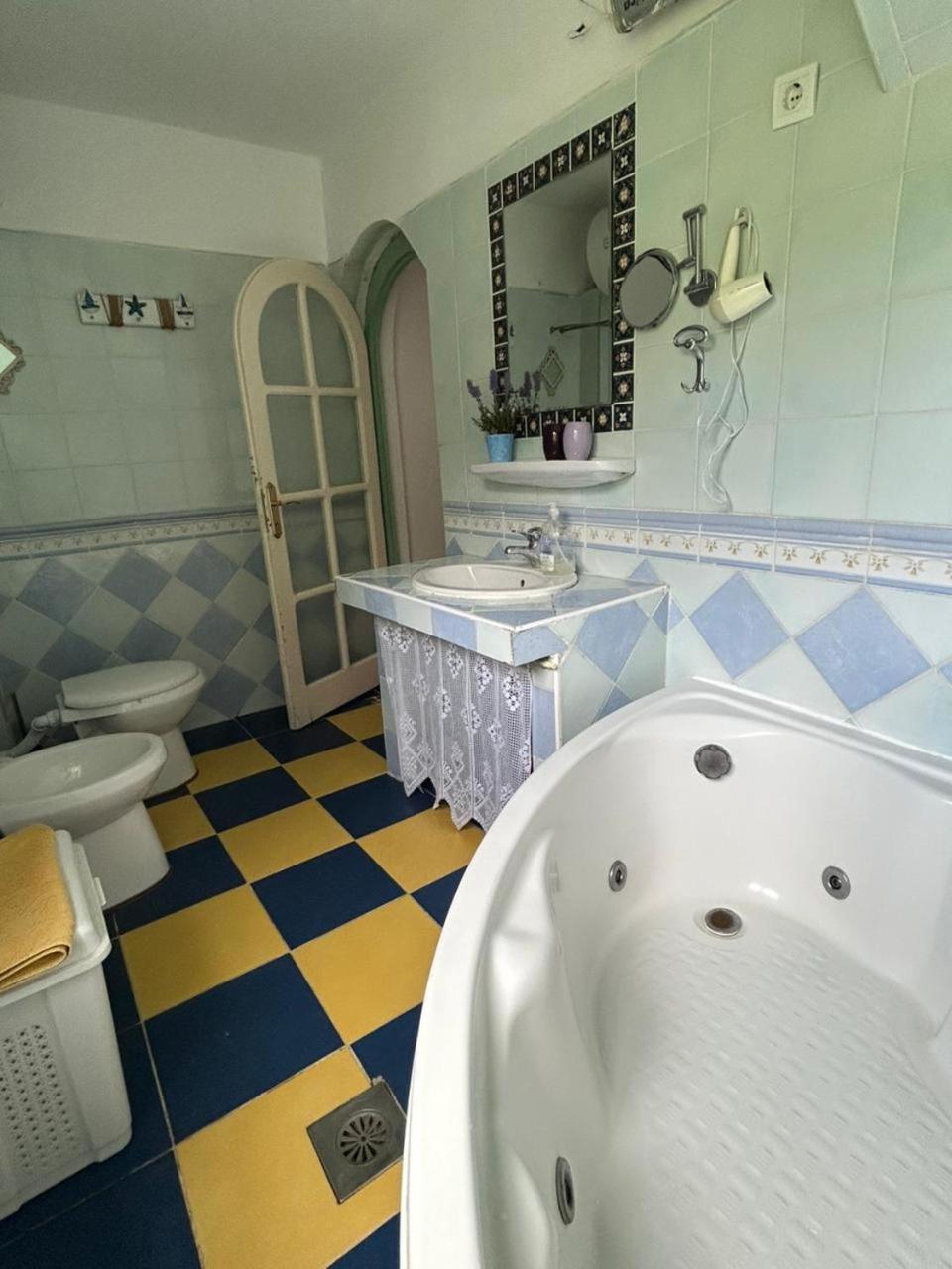 Lake House Puro Dodosi Екстериор снимка