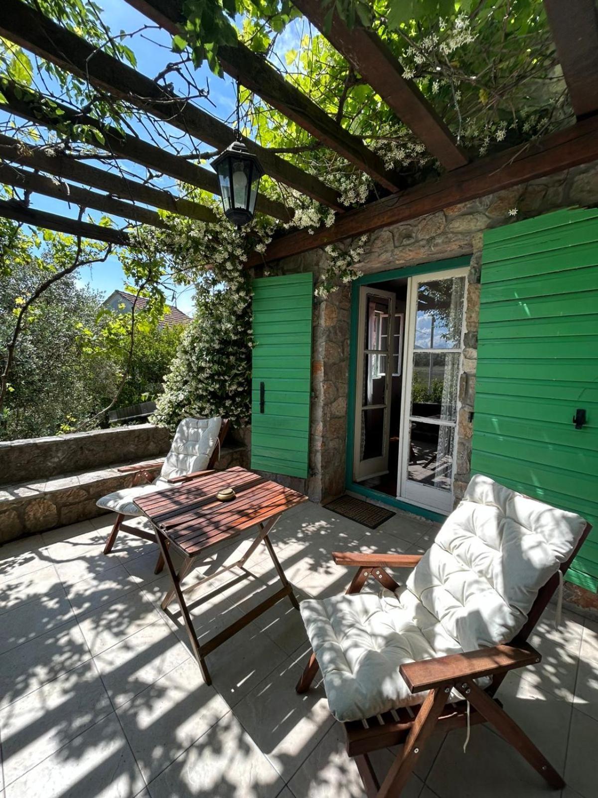 Lake House Puro Dodosi Екстериор снимка