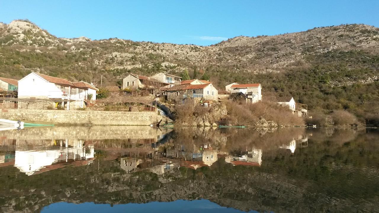 Lake House Puro Dodosi Екстериор снимка