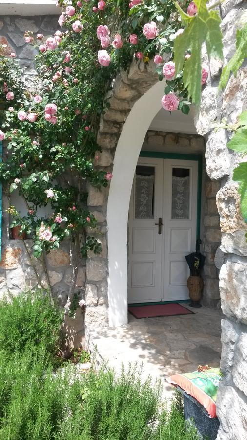 Lake House Puro Dodosi Екстериор снимка